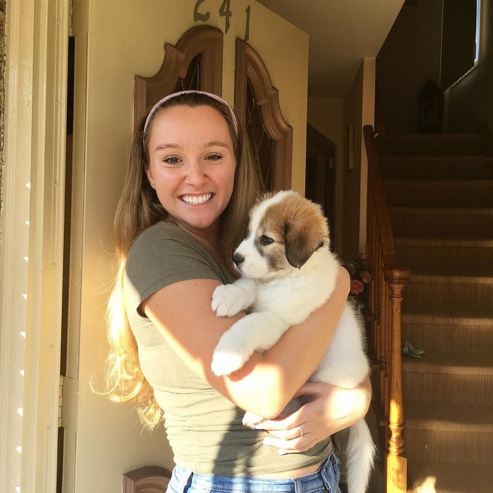 Meet your Posher, Carmela